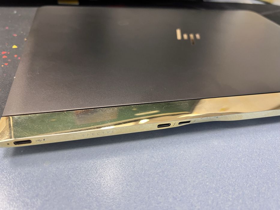 Ультрабук HP Spectre 13-v103ur core i5