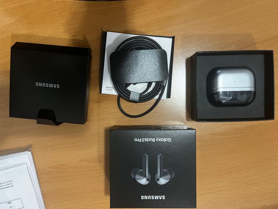 Наушники  Samsung