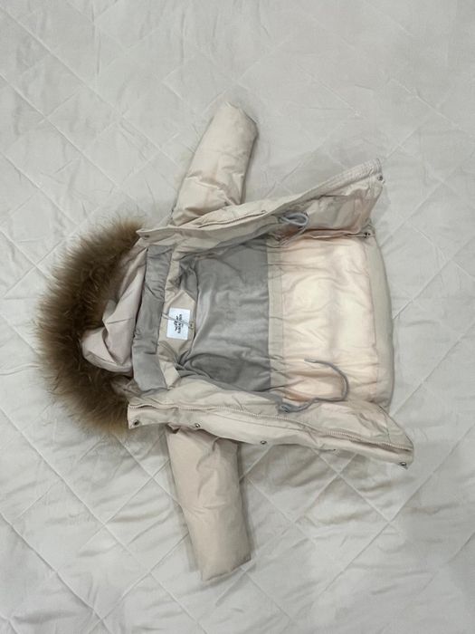 Продам зимнию куртку для девочки