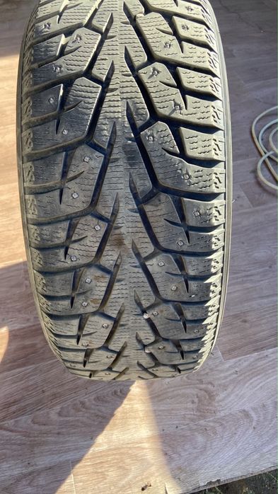 Шипы Yokohamo 235/45/R18