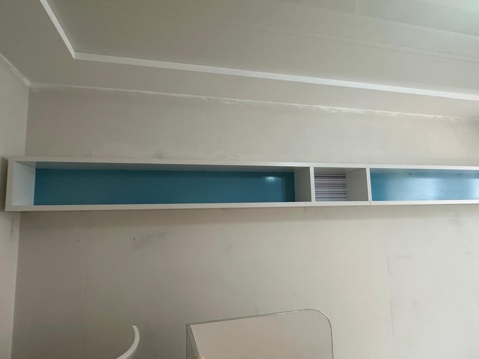 Полка для спальни