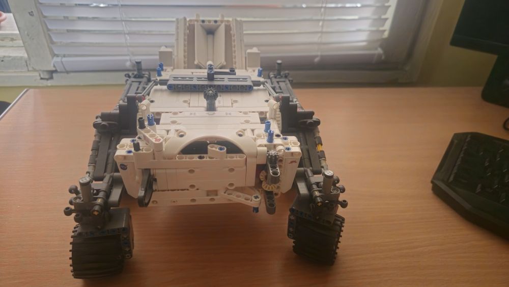 Lego Technic 42158 NASA Mars Rover Perseverance - 100% Complet + Cutie si Manual
