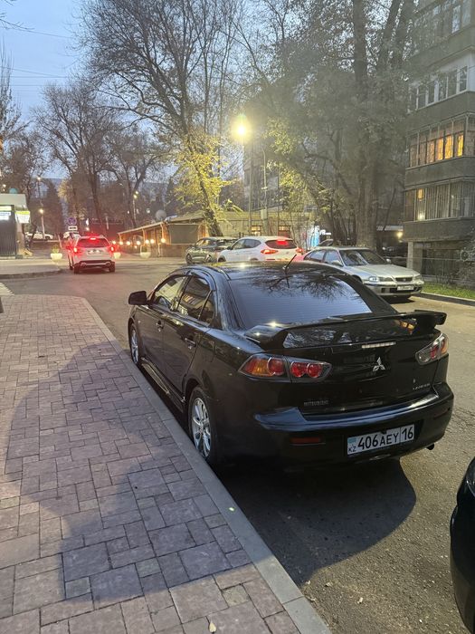 Mitshubishi Lancer 10