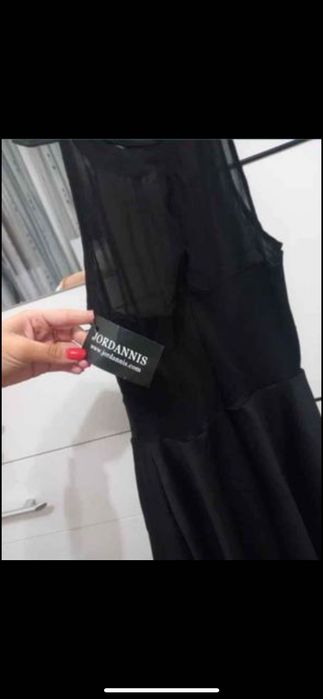 Официална черна рокля