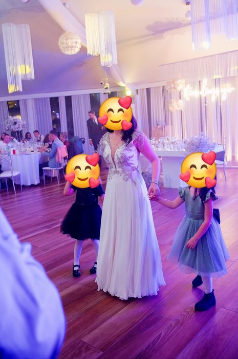 Vand rochie de mireasa La Mode Toujours