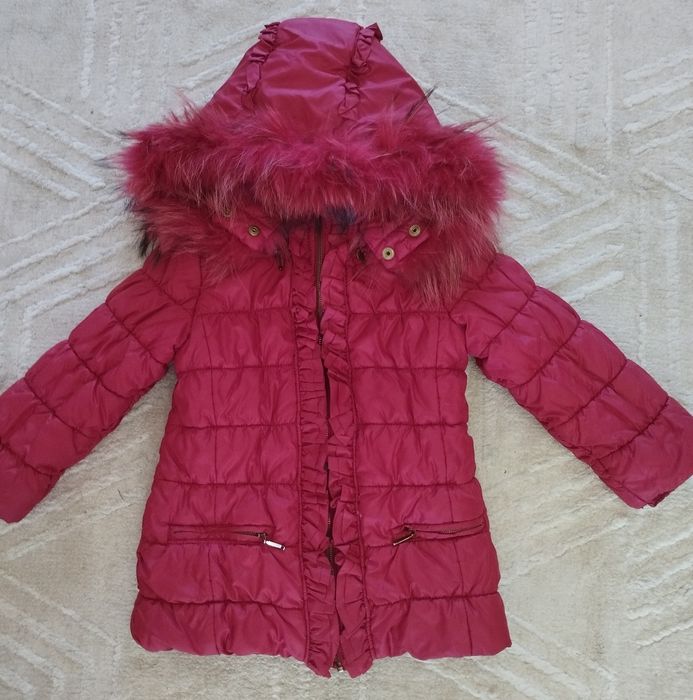 Детско яке 116рр с естествена пух на качулката