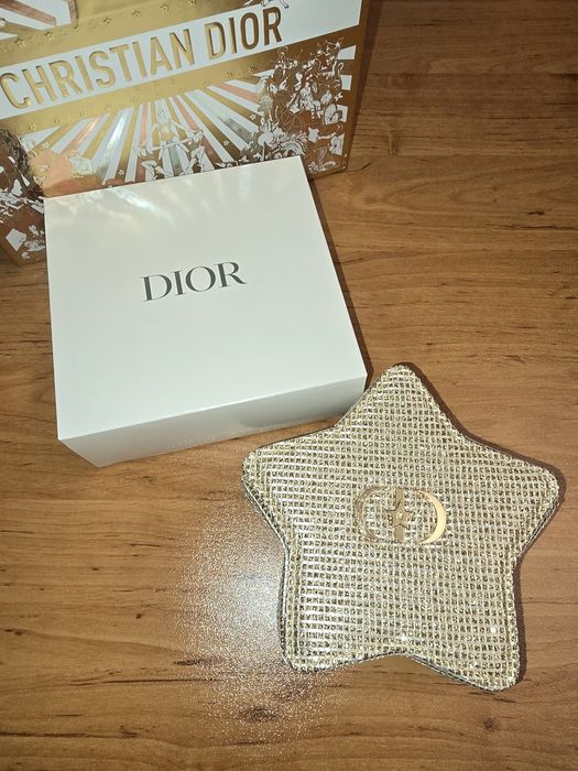 Dior оригинални несесери