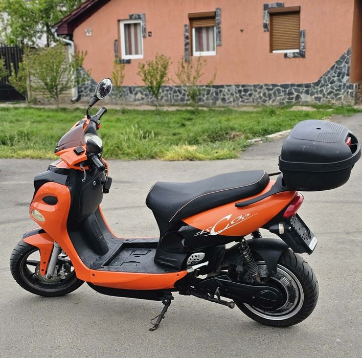 vand scuter electric