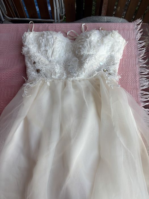 Rochie elegantă mireasa scurtă