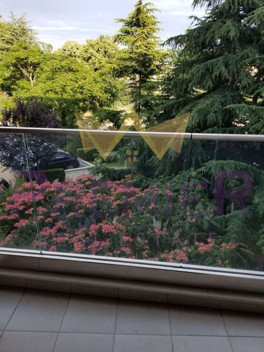 Дава се под наем Двустаен апартамент в Варна, Бриз - 52 кв.м за 700 € - Снимка #3