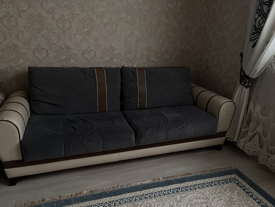 Продается диван торг есть