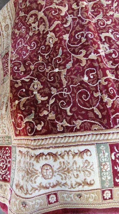 Голям български килим, тип персийски