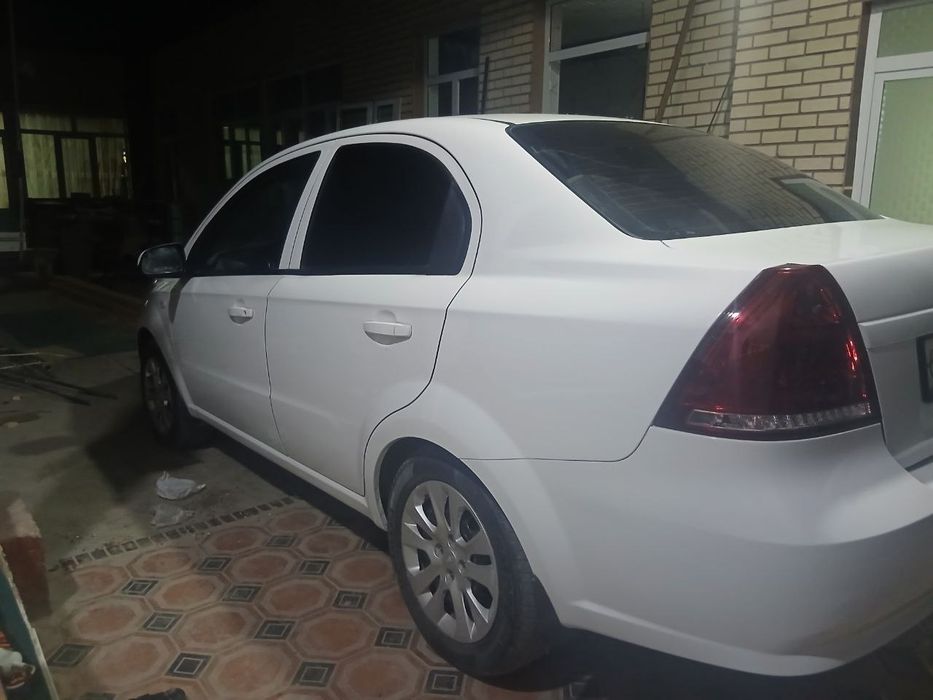 Nehia3 sotiladi holati idyal 185 000 yurgan gaz metan