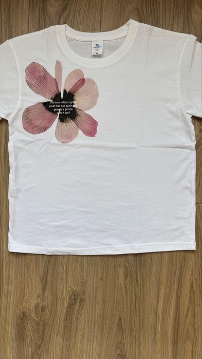 Футболки женские