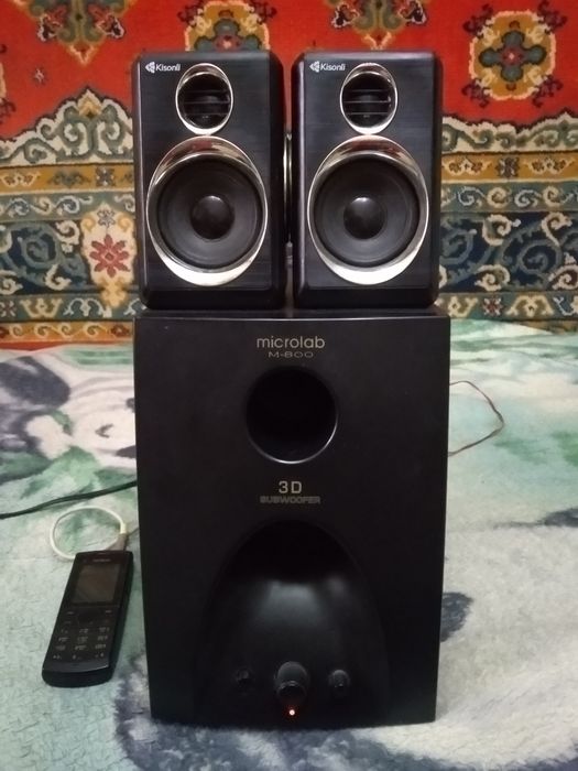 Сабвуфер Microlab M-800.