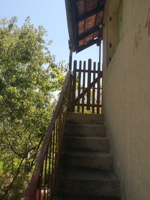 Продава се Къща в с. Бегунци, Област Пловдив - 45 кв.м за 816 €/кв.м - Снимка #2