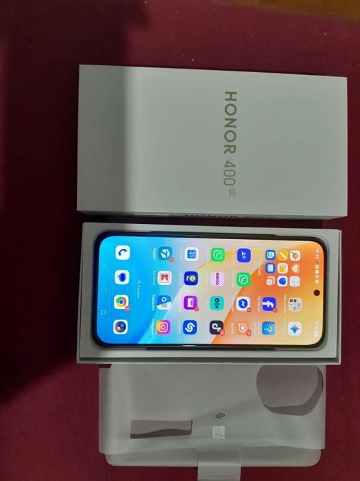 Telefon Honor 400