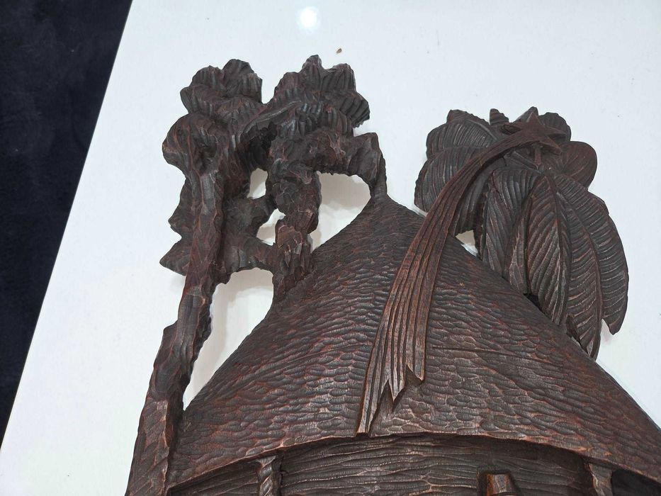 Sculptura vintage africana cu Nasterea Domnului