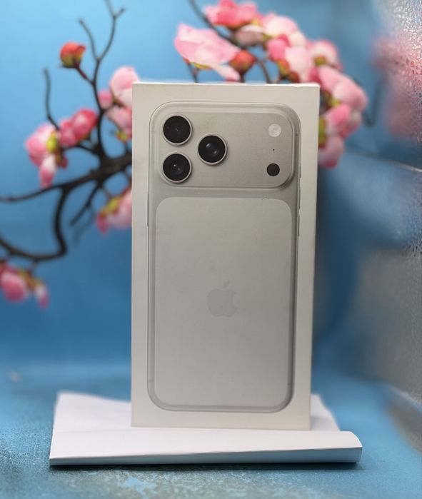 НОВ!!! Apple iPhone 17 Pro Max, 256GB, 5G, Silver + подарък гръбче
