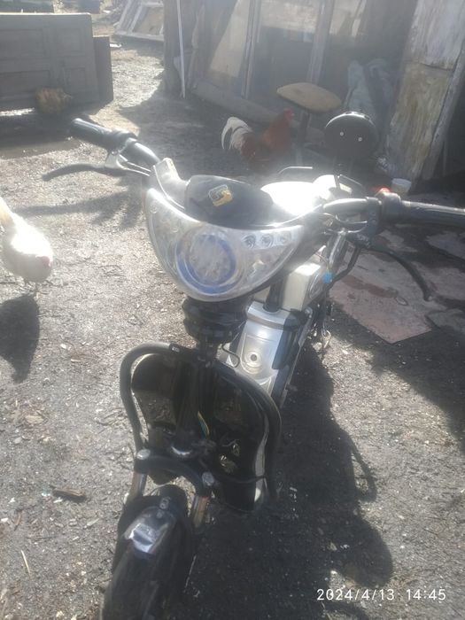 срочна продам электро мопед.