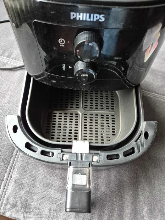 Фритюрник с горещ въздух Philips Airfryer Essential HD9200/90, 1400 W