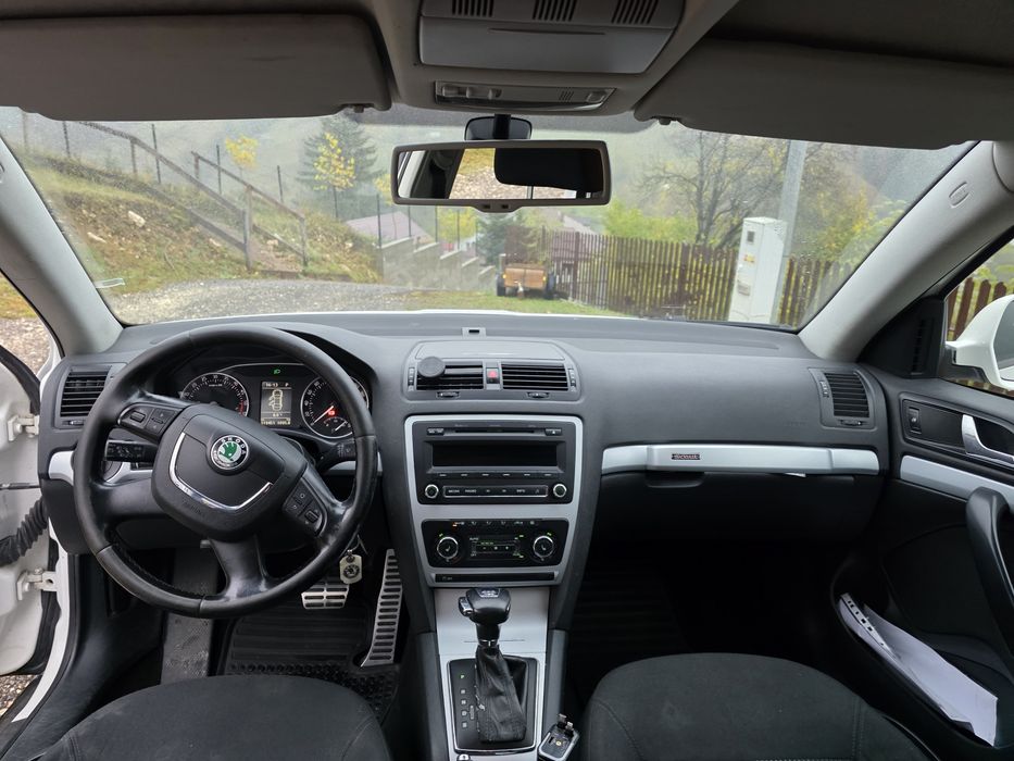 SKODA Octavia 2011 — imagine 5