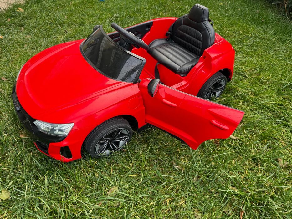 Masina Audi e-Tron copii maxim 4 ani