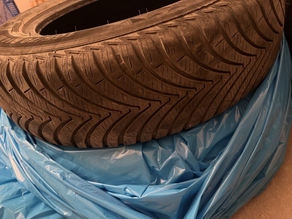 4броя всесезонни гуми  Kumho solus 4s