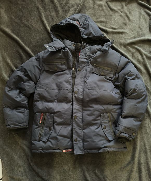 Ново зимно яке Canada / Канада .