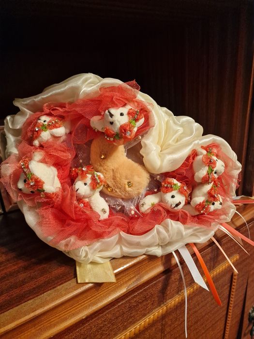 Подарочный букет с мишками