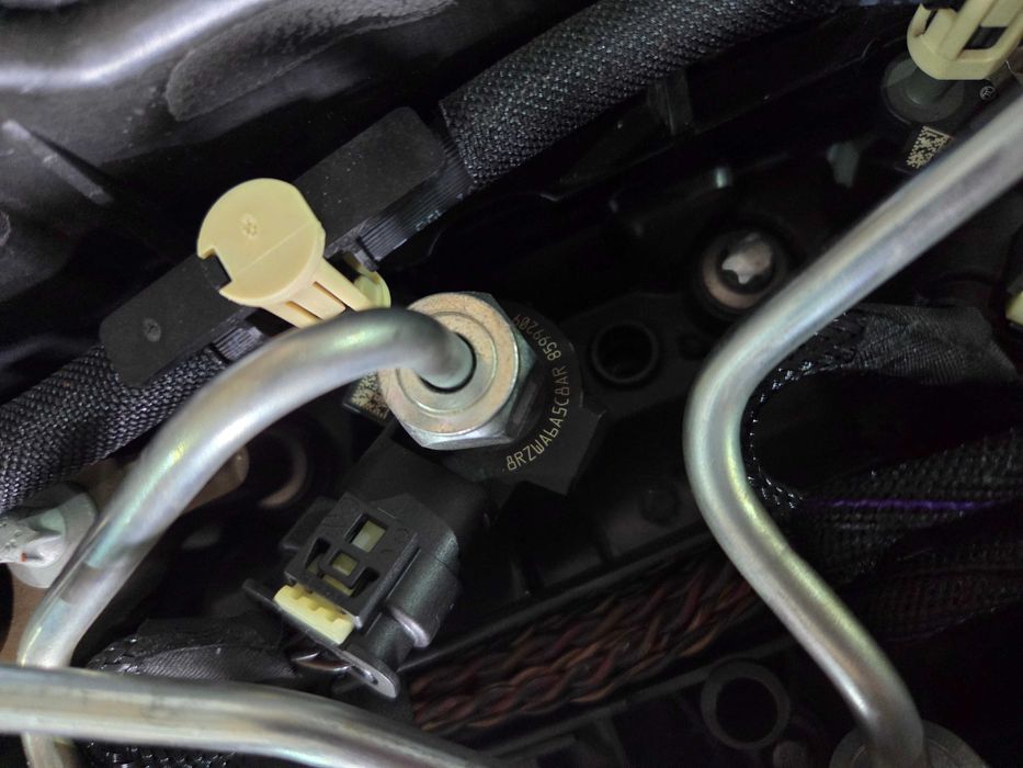 Kit injectie rampa pompa injectoare BMW G20 G21 G22 G23 G26 G30 G31 G32 G11 G12 G01 G02 G05 G06 cod 8599209 8599216 8599201 motor B57D30B