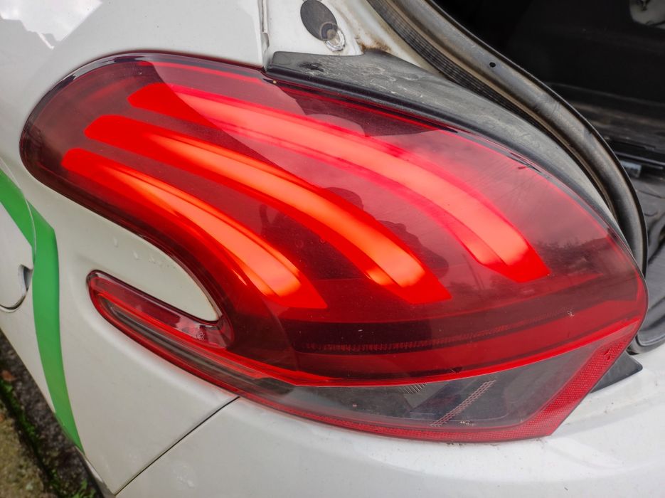 Ляв стоп за Пежо-208