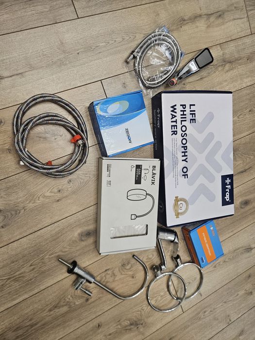 Смесители, краны, зеркало, душ