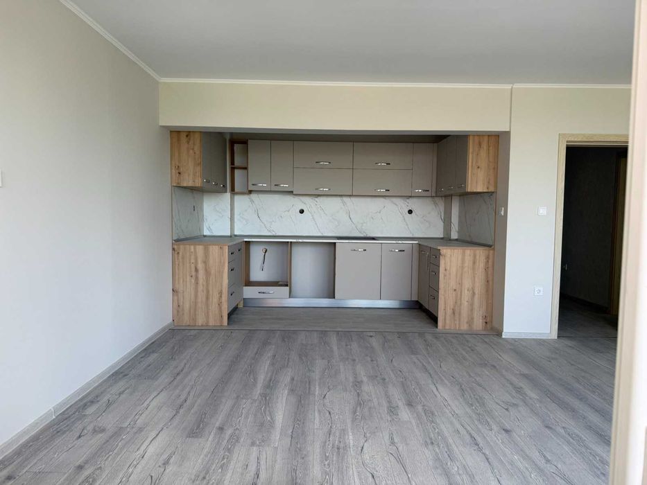 Продава се Тристаен апартамент в Габрово, Център - 109 кв.м за 702 €/кв.м - Снимка #1