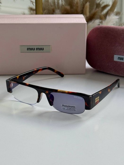 Стилни очила Miu