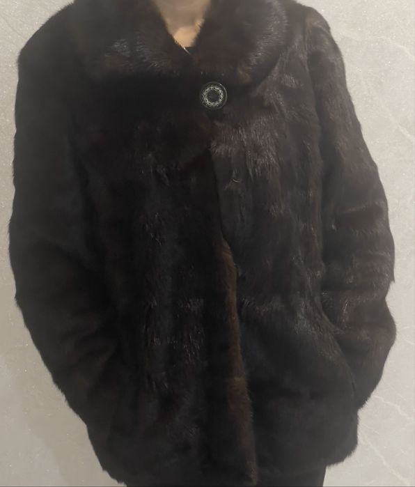 Продам норковую шубу