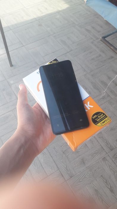 Tecno spark 20 sotiladi