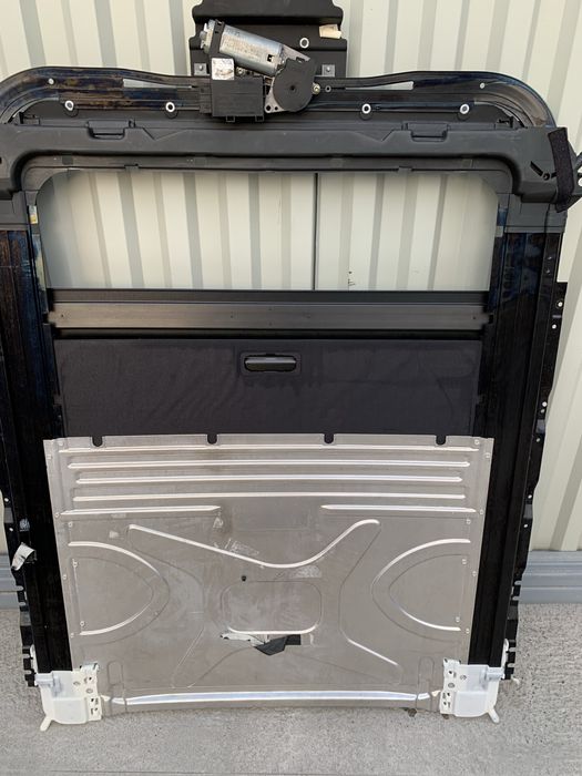 Люк стекляный Бмв & Bmw