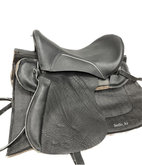 Гладкий кожа седло