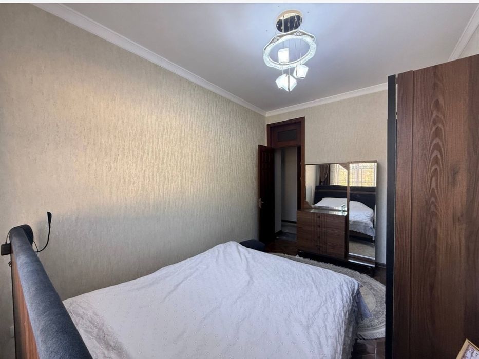 Продаётся 3/2/3 Новостройка не далеко базар "Малика" рабочий городок