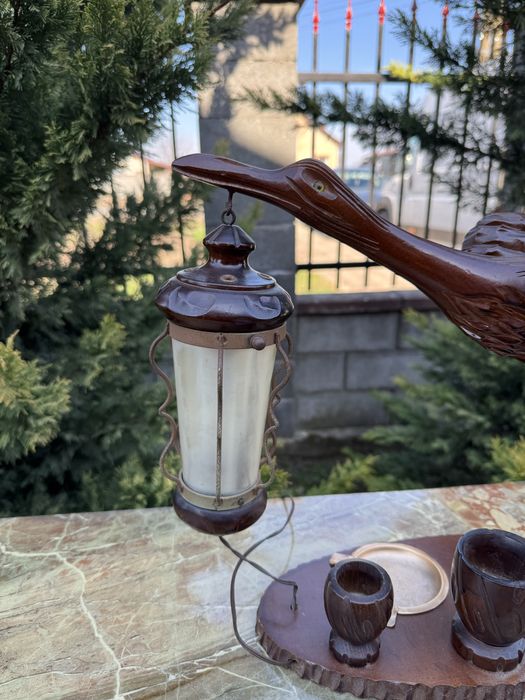 Lampa de birou din lemn sculptat - scrumiera si si suport tutun