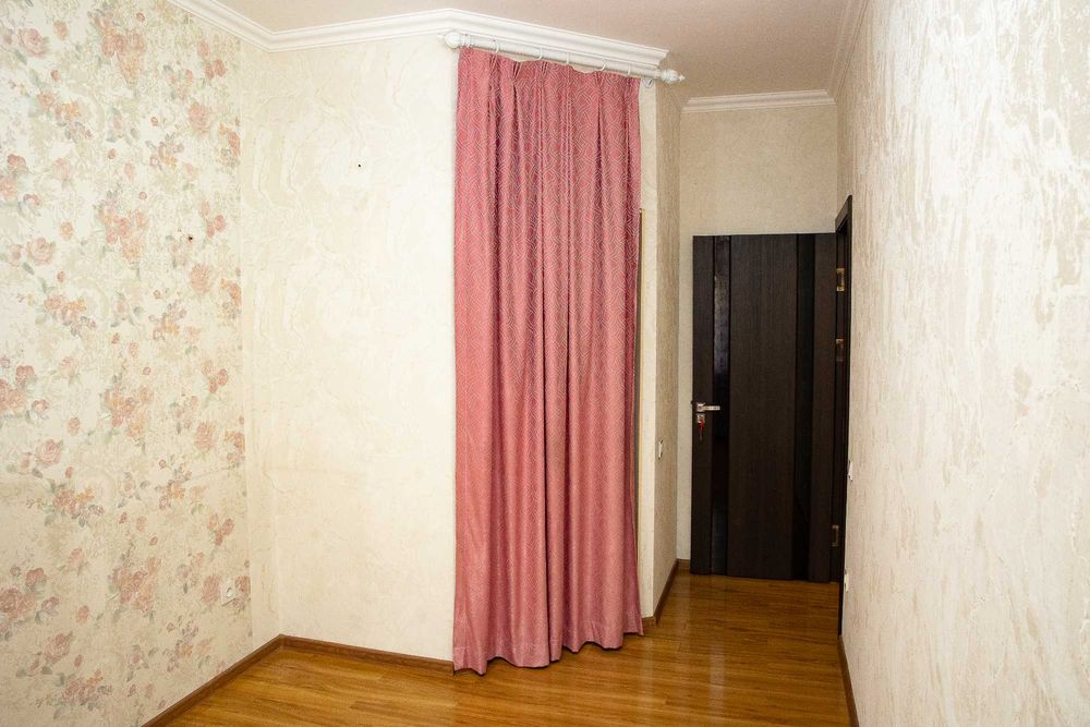 5/2/5, 100кв/м, 5 комнат от собственника.Юнусабад 15 квартал,отл ремон