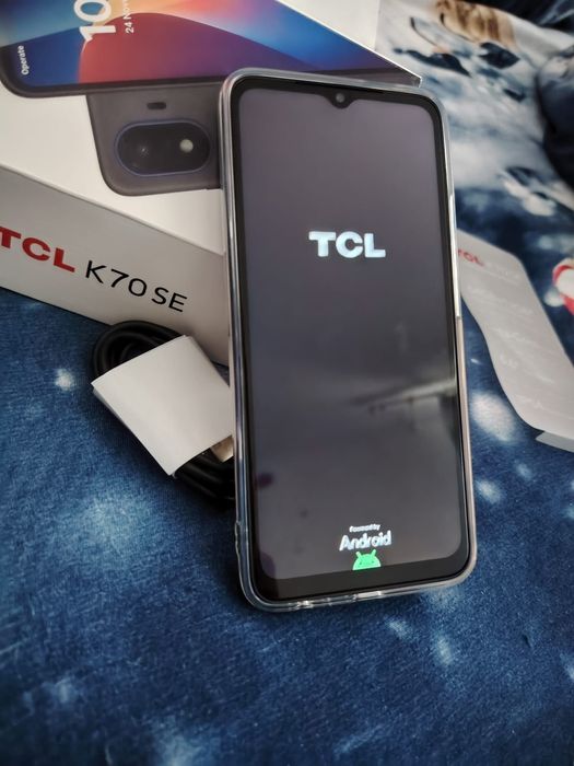 Vând telefon nou