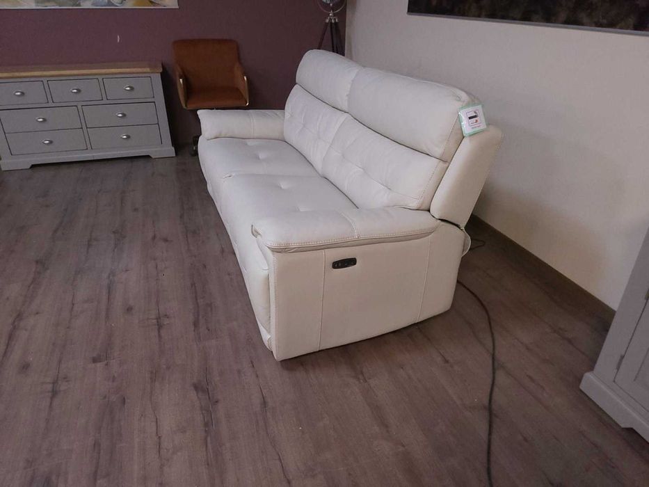 Дизайнерски светло кремав кожен диван тройка с ел релакс механизъм