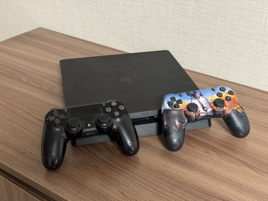 Прошитая PlayStation 4 + 30 Игр