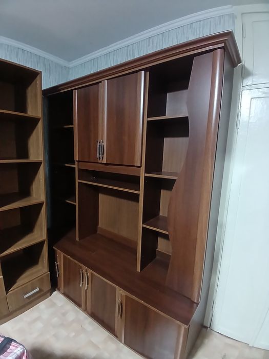 Шкаф продам хорошая