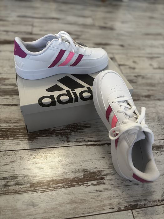 Дамски/детски маратонки на Adidas