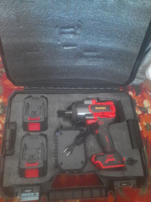 Продам мощный гайковерт