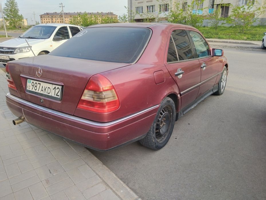 Продам в рассрочку Мерседес С-200