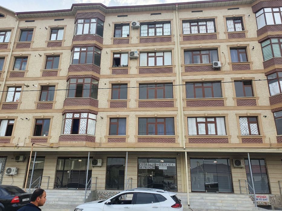 Navoiy shahar Galaba shoh ko’chasida joylashgan savdo dukoni sotiladi